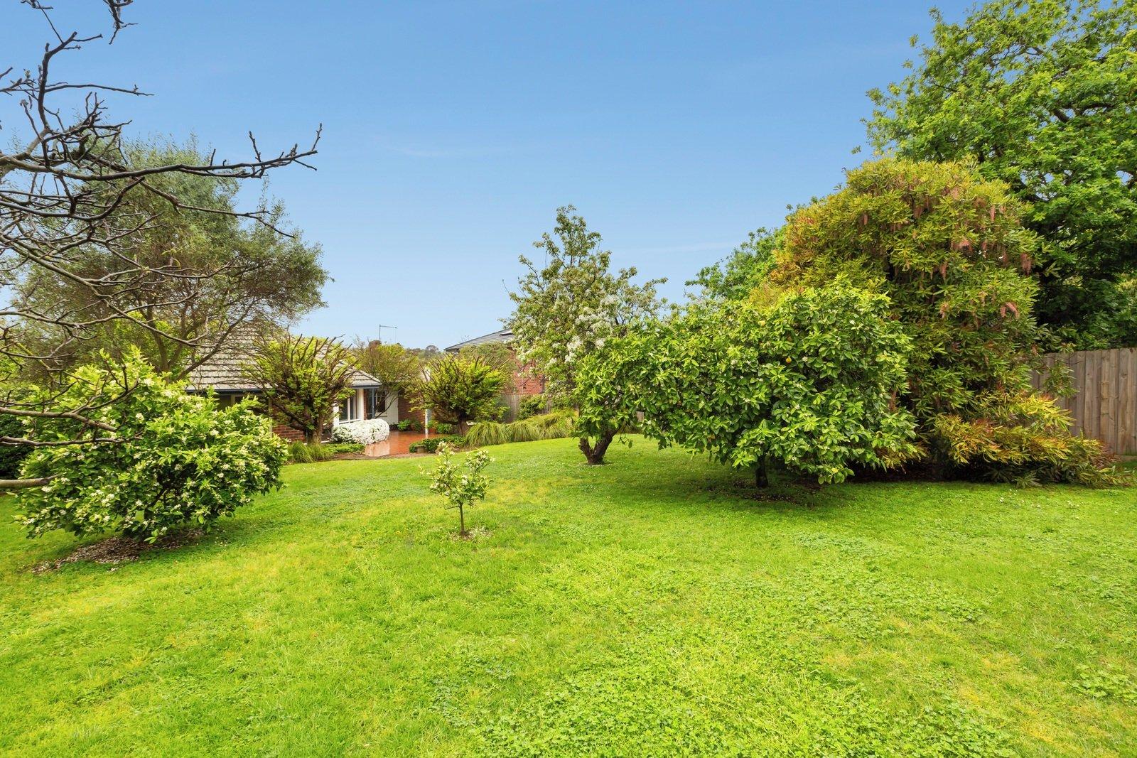 2 Baird Street, Ashburton, 3147