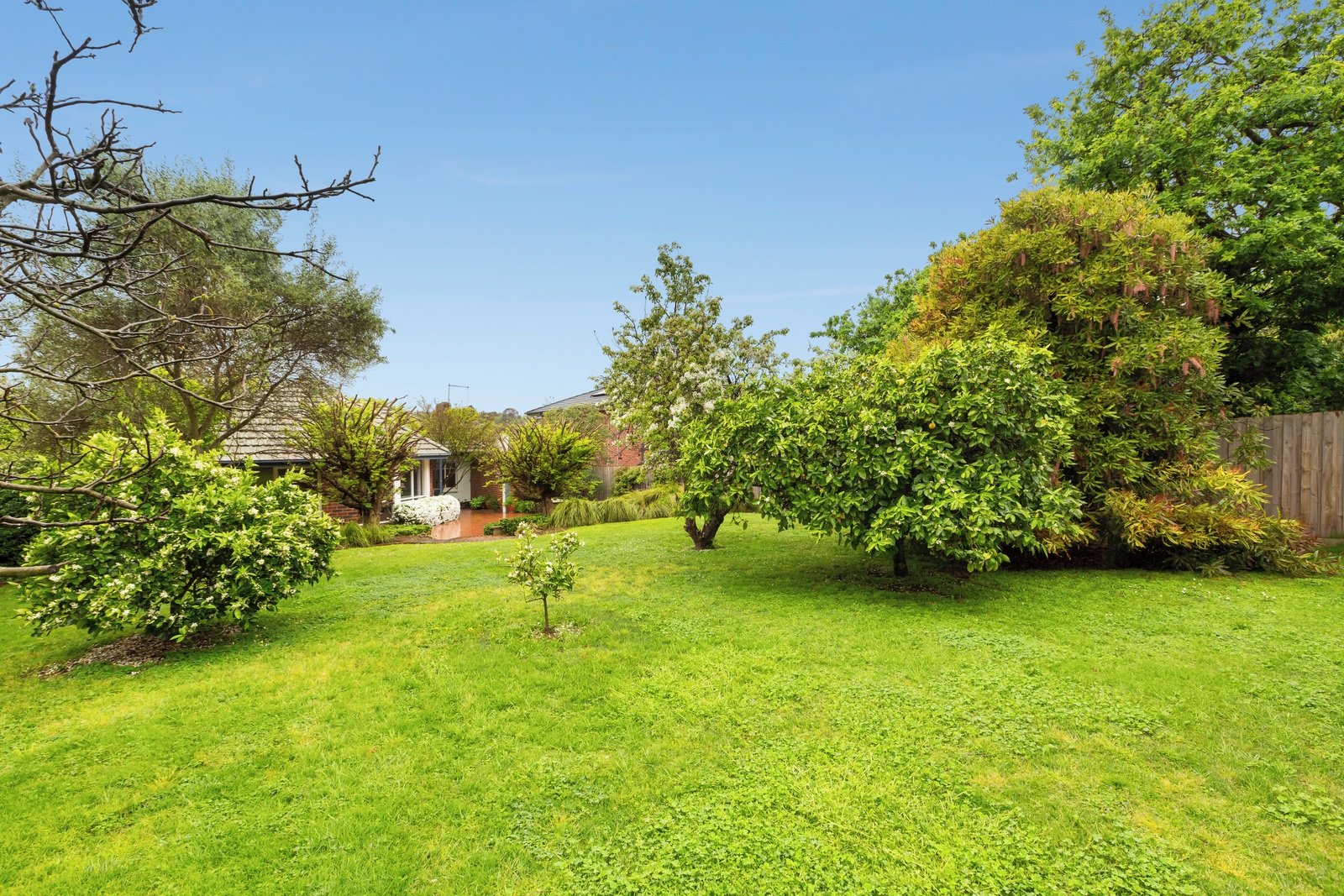 2 Baird Street, Ashburton, 3147