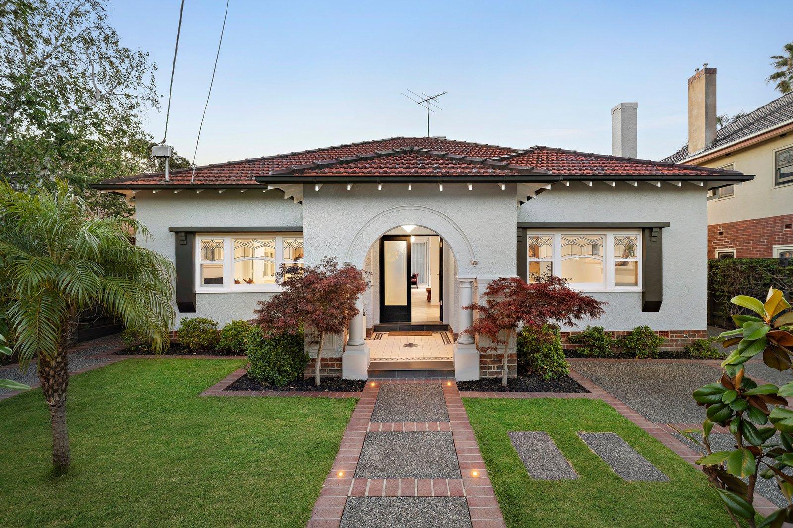 2 Bundalohn Court, St Kilda, 3182