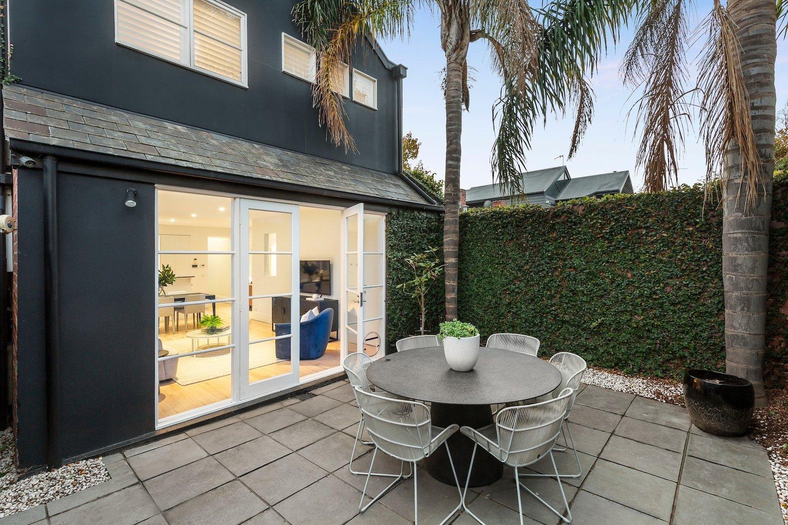 2 Clendon Road, Armadale, 3143