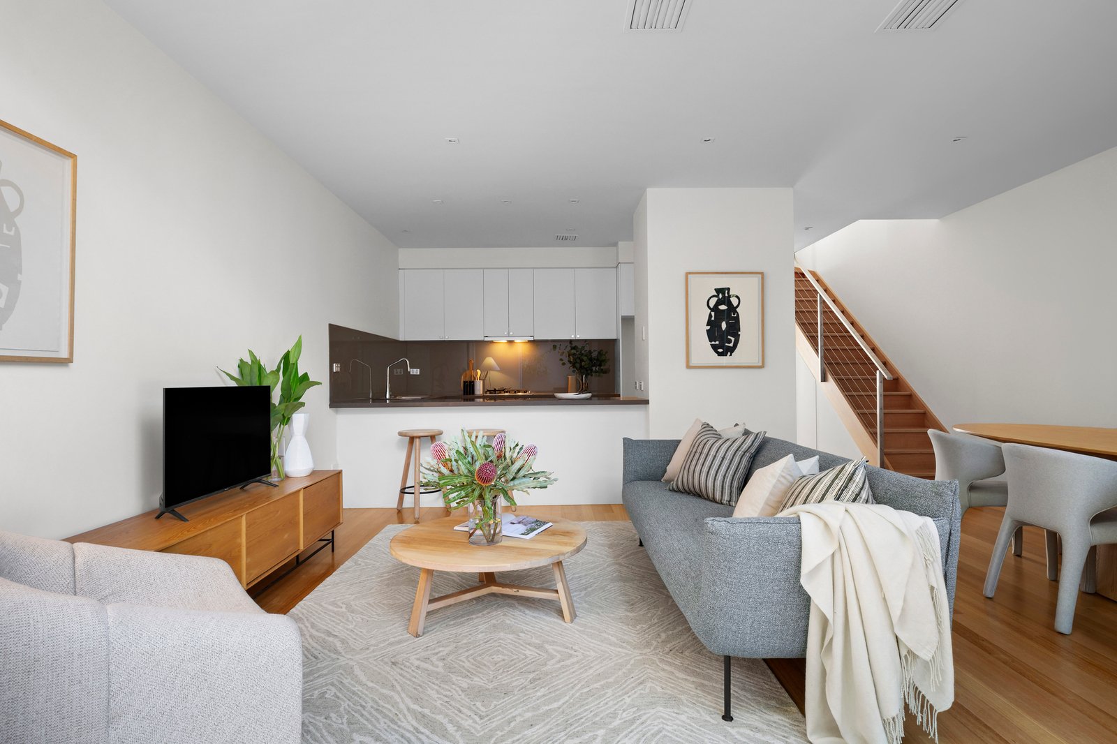 2 Erskine Street, Albert Park, 3206