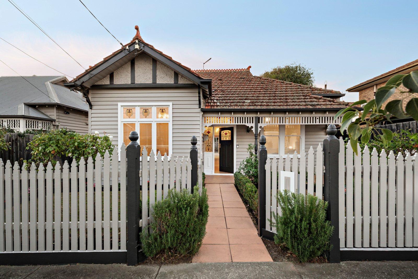 2 Glendora Avenue, Brighton, 3186