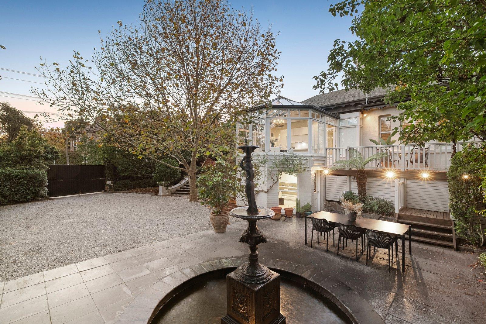 2 Harcourt Street, Hawthorn East, 3123