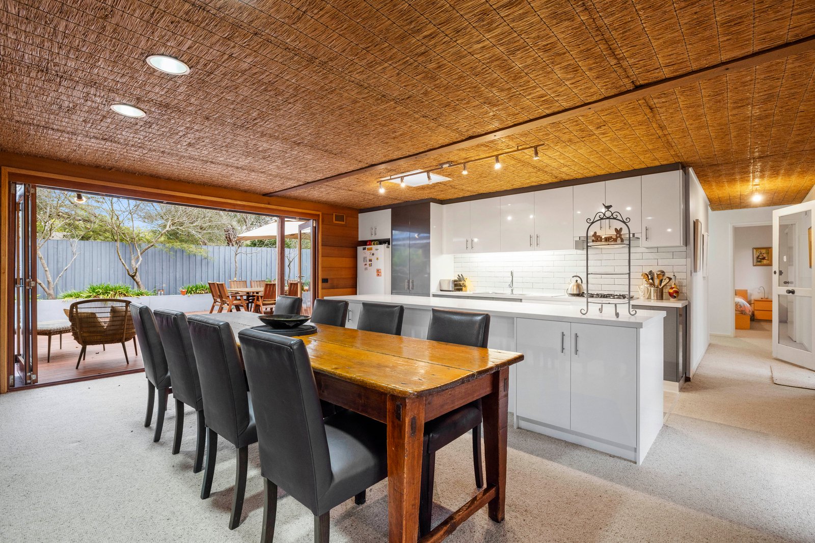 2 Hawkesmeade Street, Balnarring Beach, 3926
