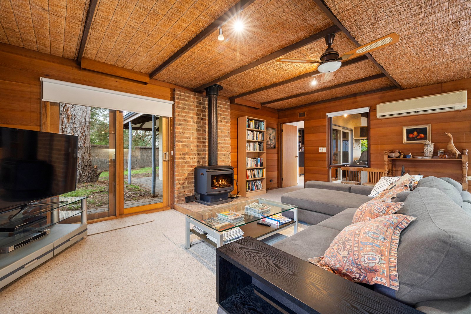 2 Hawkesmeade Street, Balnarring Beach, 3926