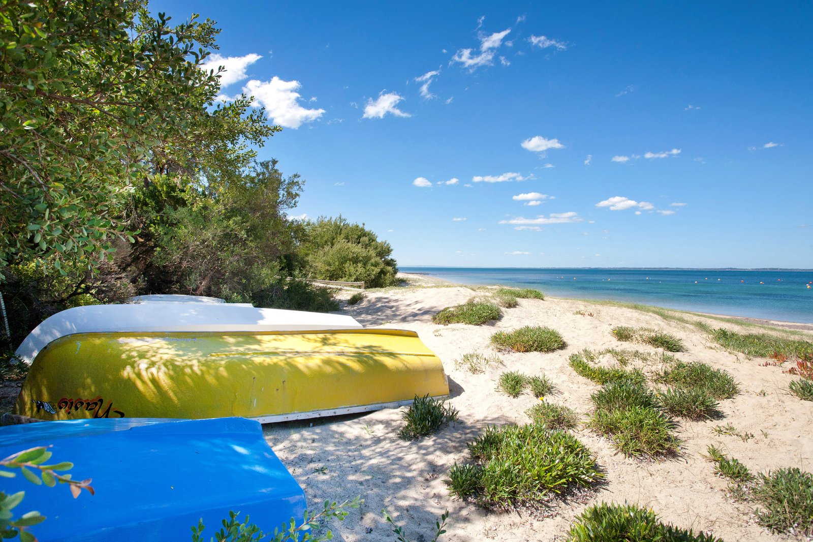 2 Hawkesmeade Street, Balnarring Beach, 3926