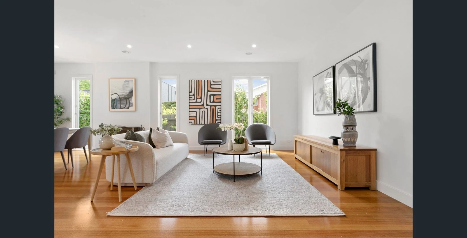 2 Hazeldine Road, Glen Iris, Vic
