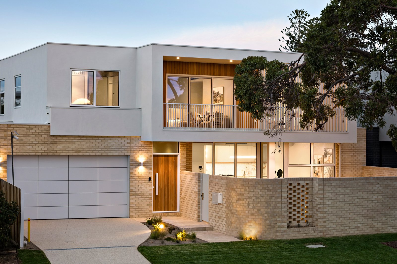 2 Hoylake Grove, Mornington, 3931