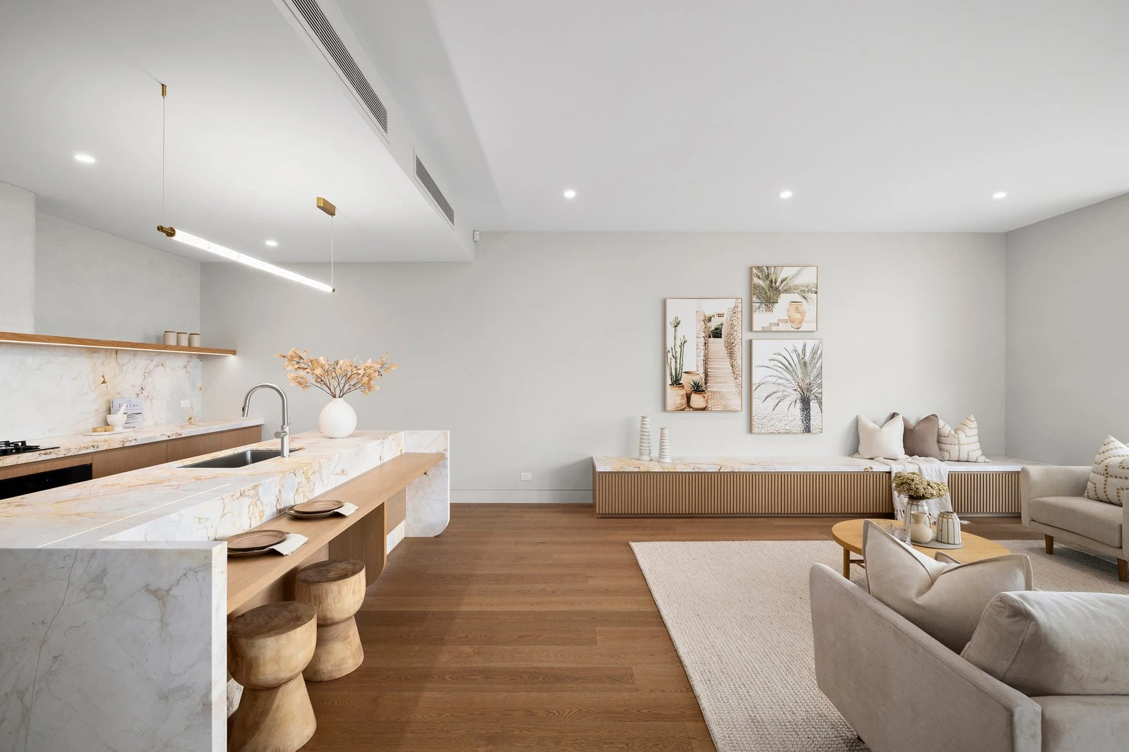 2 Hoylake Grove, Mornington, 3931