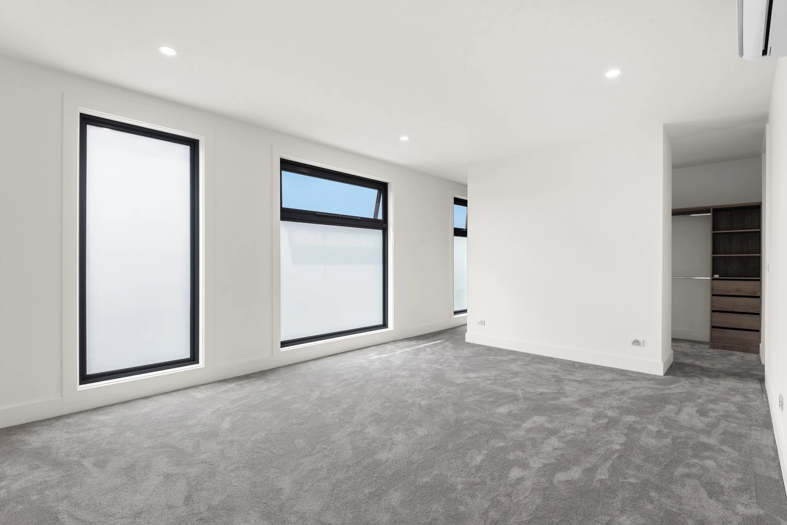 2 Nirvana Crescent, Bulleen, 3105