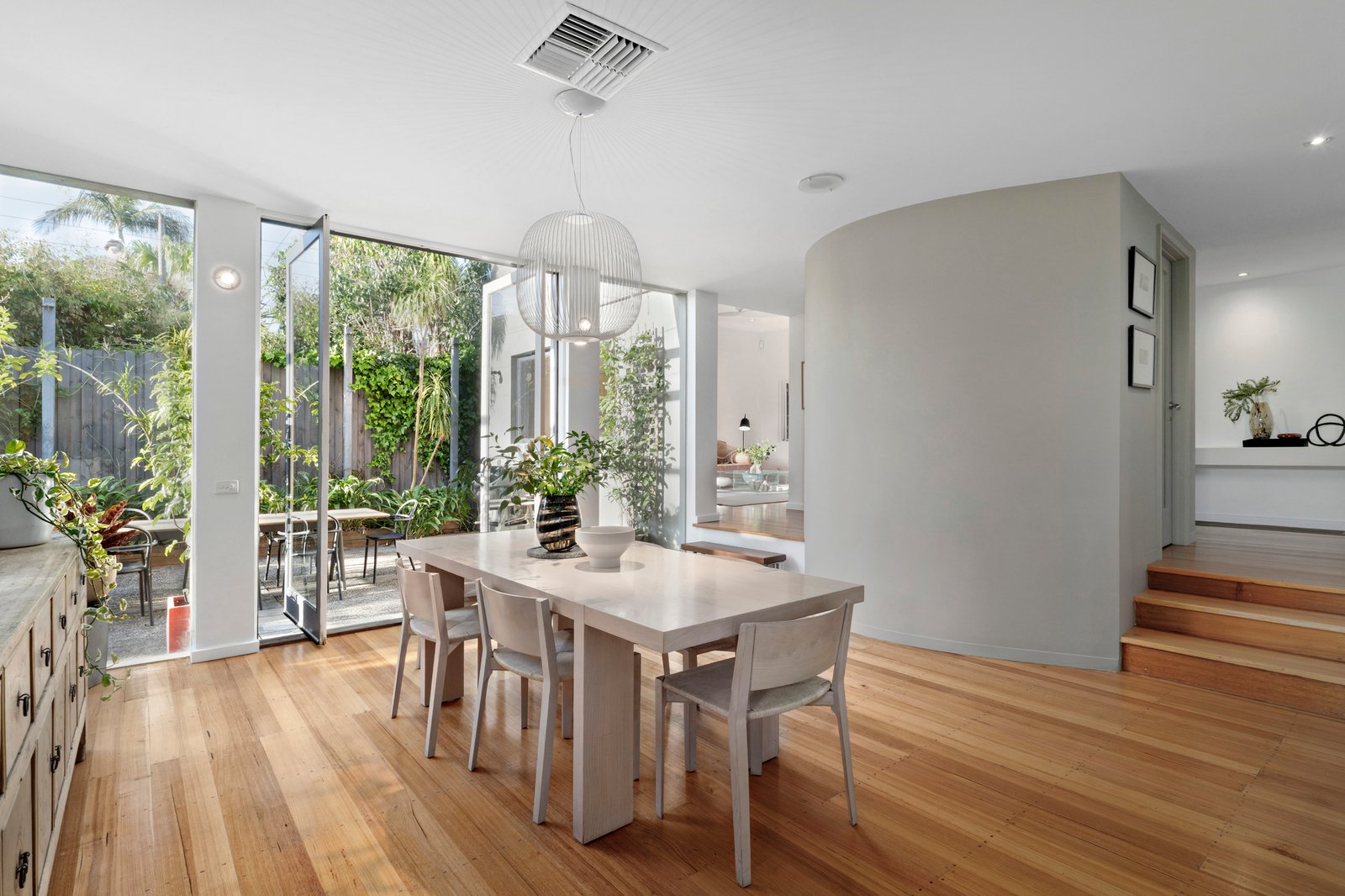 2 Palm Avenue, Caulfield North, 3161