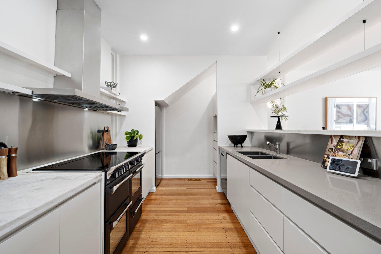 2 Palm Avenue, Caulfield North, 3161