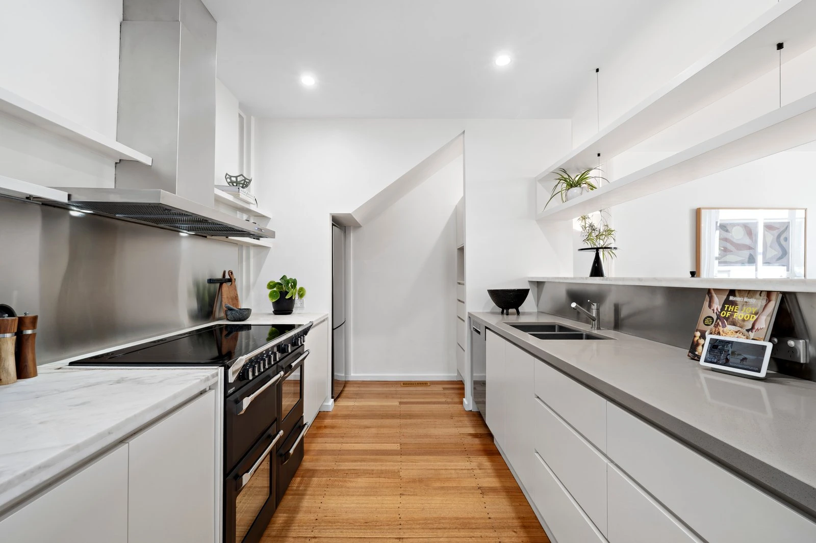 2 Palm Avenue, Caulfield North, 3161