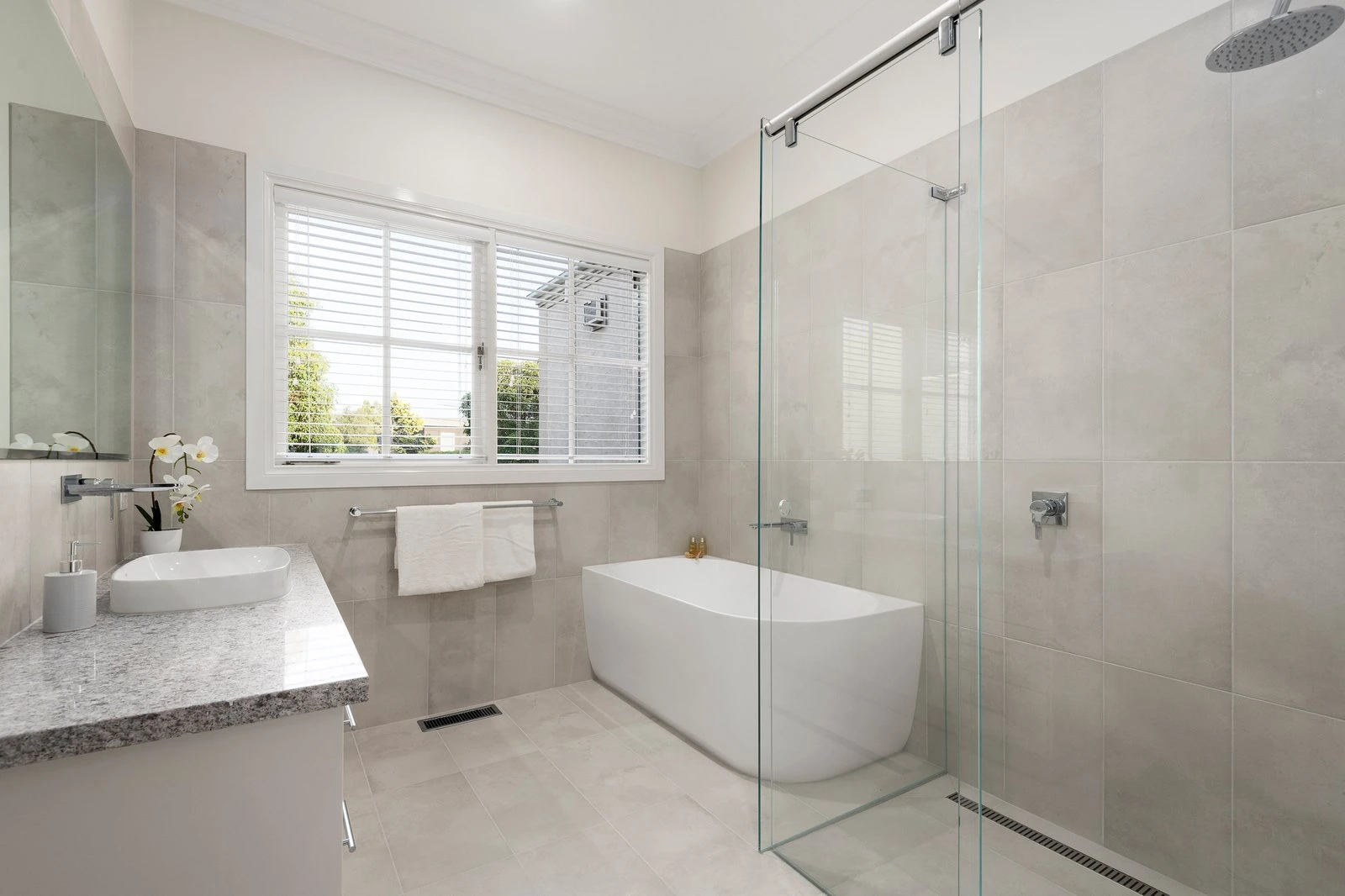 2 Park Road, Glen Iris, 3146