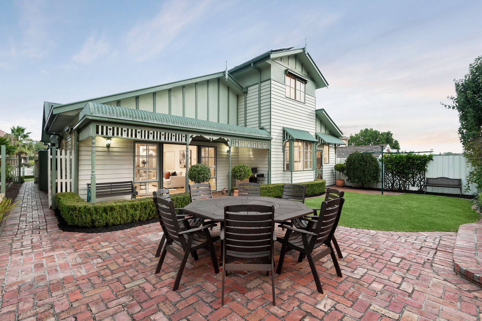 2 Park Road, Glen Iris, 3146