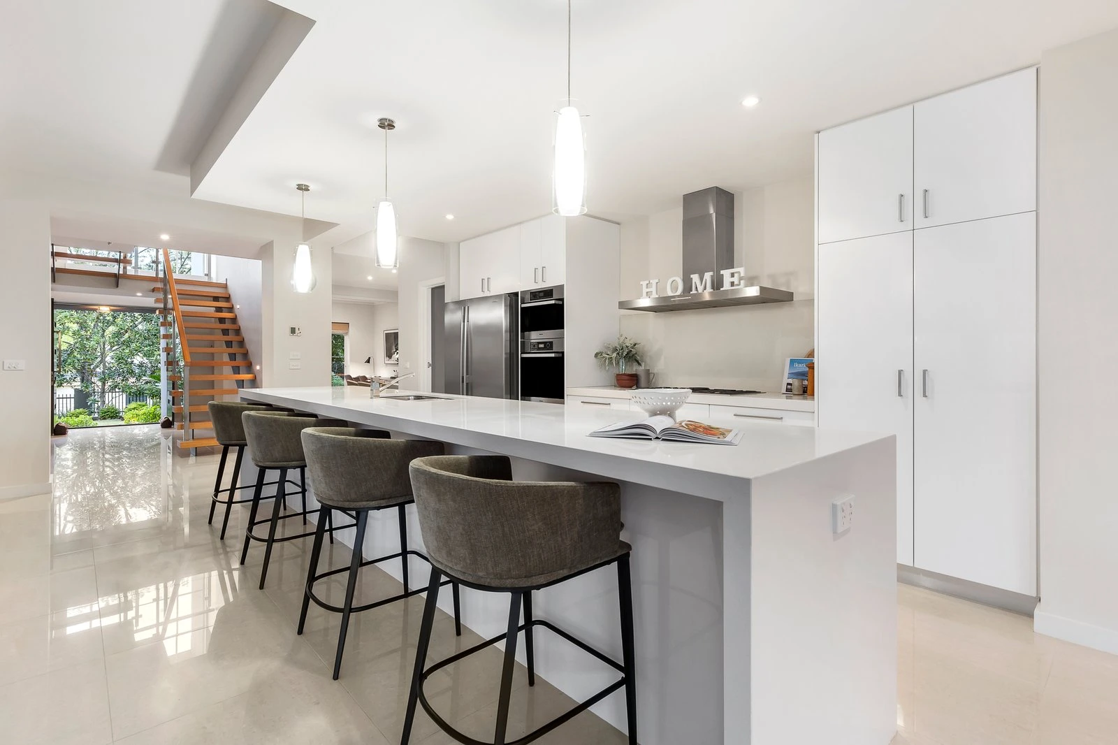 2 Royston Court, Kew, 3101