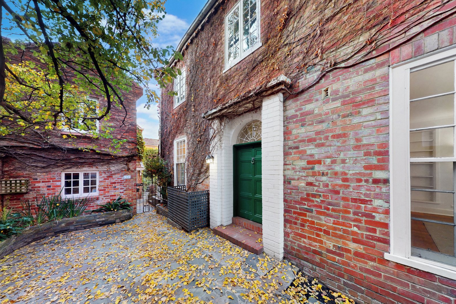 2 St Leonards Court, South Yarra, 3141