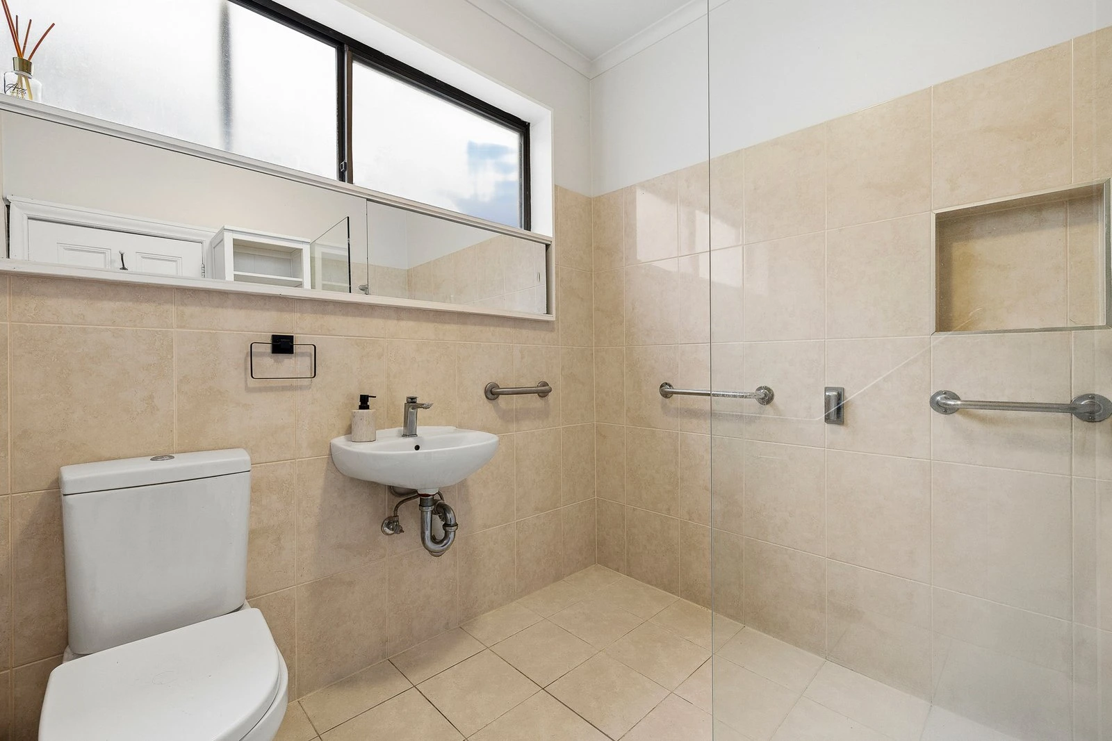 2 Westgarth Street, Malvern East, 3145