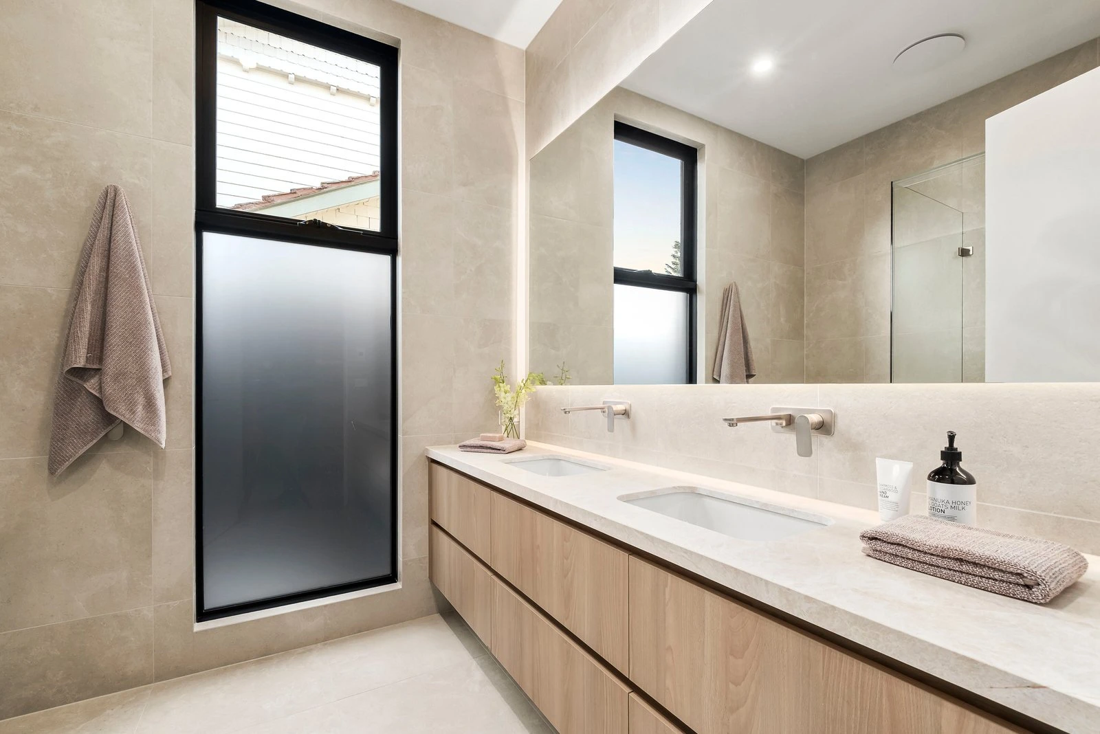 20 Elaroo Avenue, Camberwell, 3124