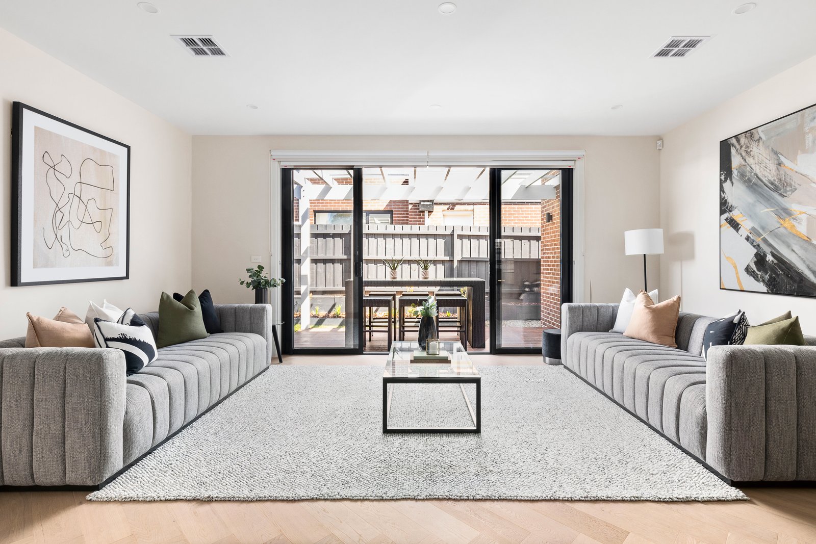 20 Pine Way, Doncaster East, 3109