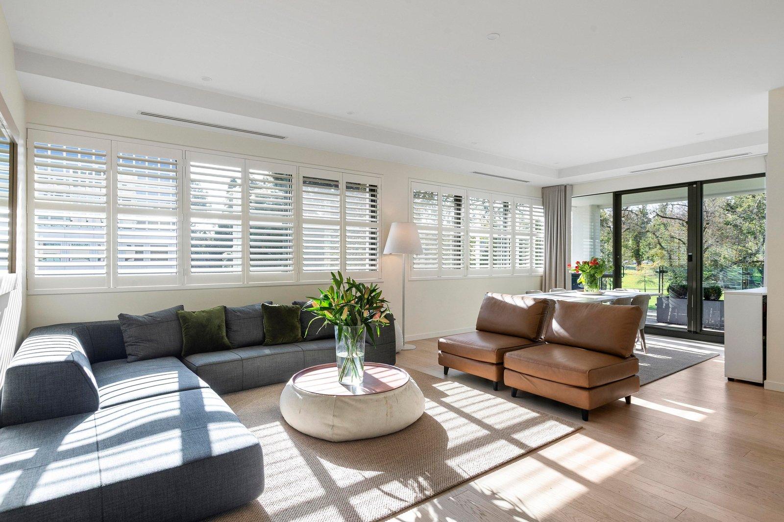 202/2 Slater Street, Melbourne, 3004