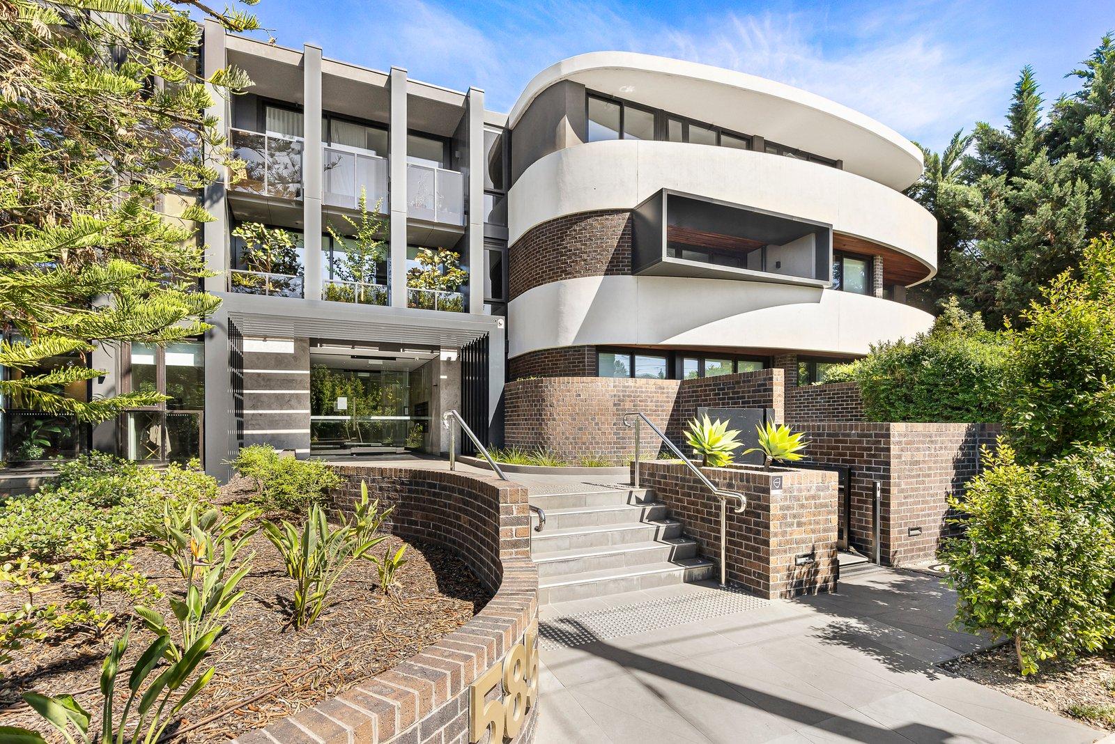 202/585 Burke Road, Camberwell, 3124