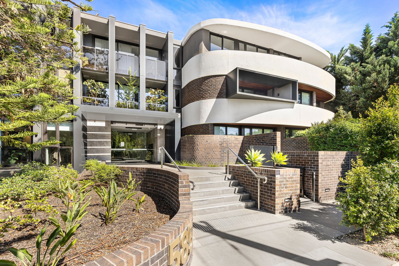 202/585 Burke Road, Camberwell, 3124