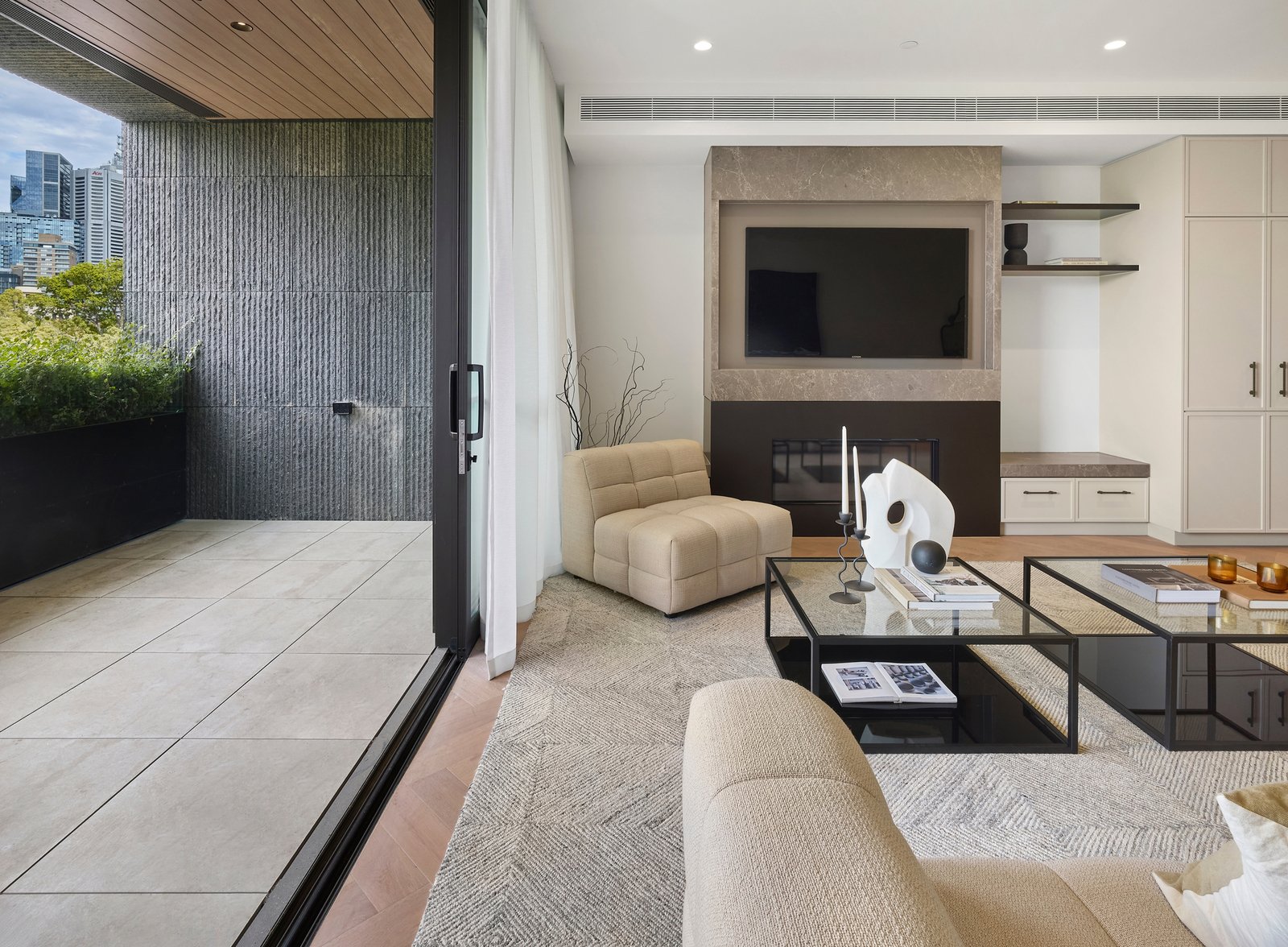203/376 Albert Street, East Melbourne, 3002