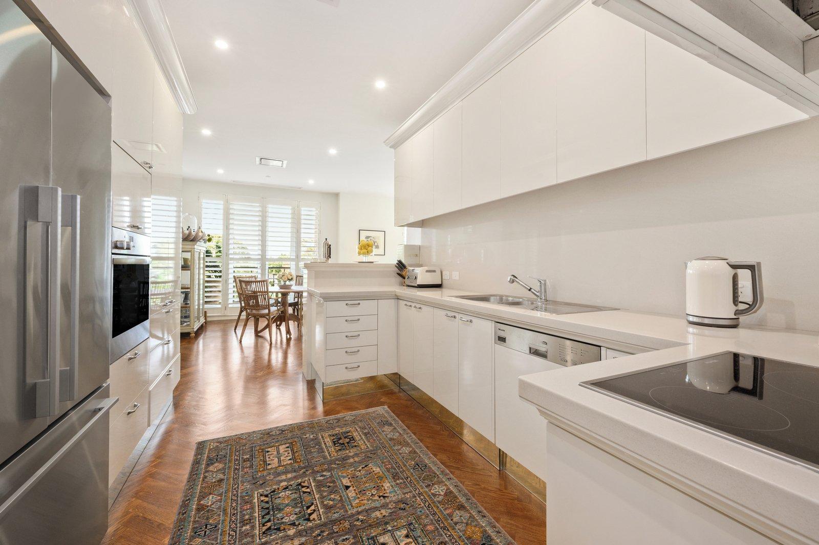 204/1 Wallace Avenue, Toorak, 3142