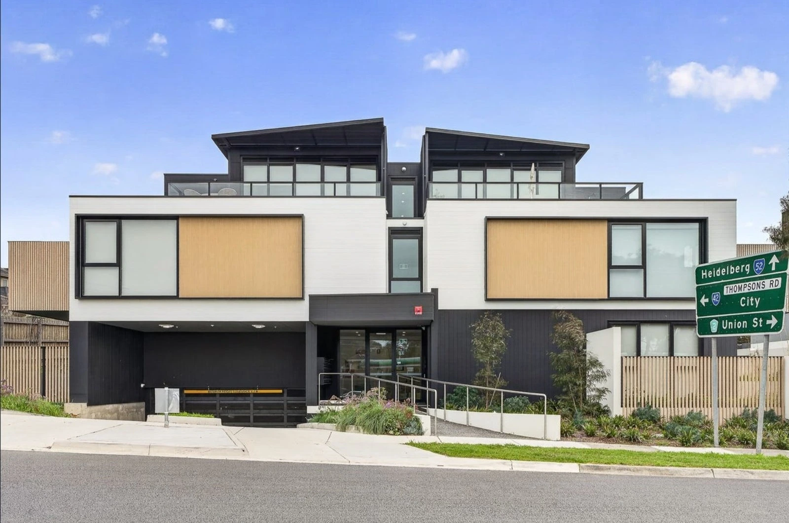 207/2 Foote Street, Templestowe Lower, 3107