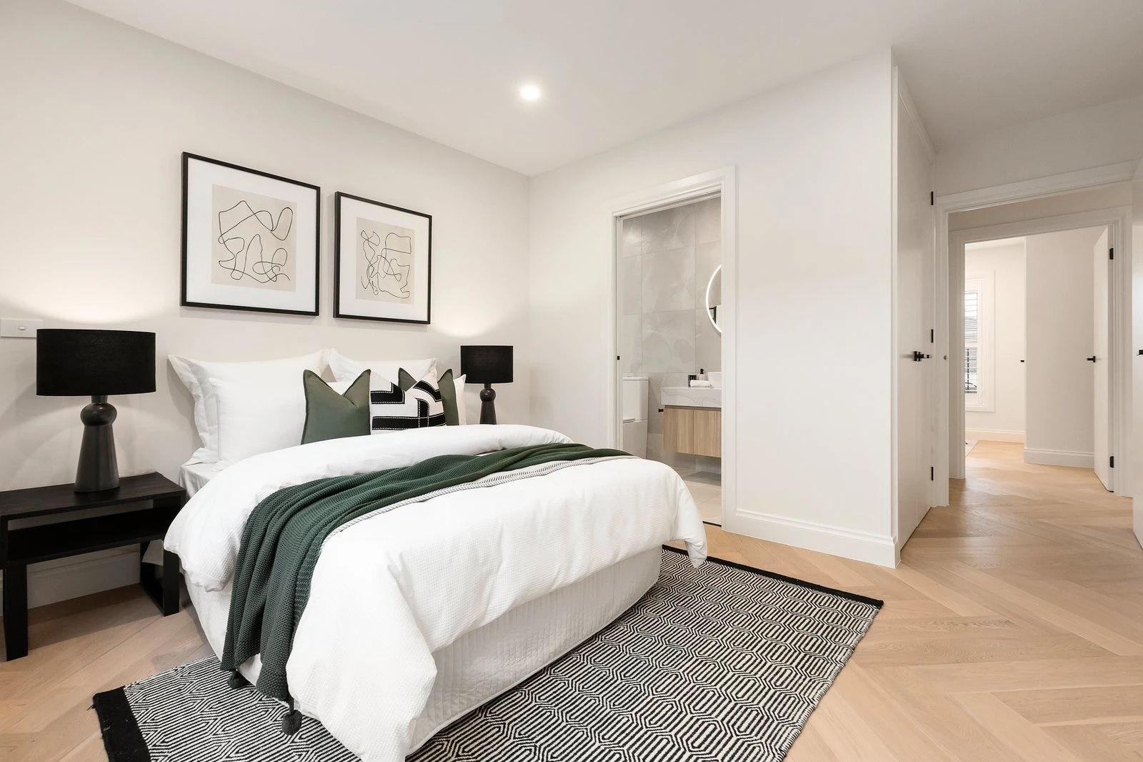 20A Pine Way, Doncaster East, 3109