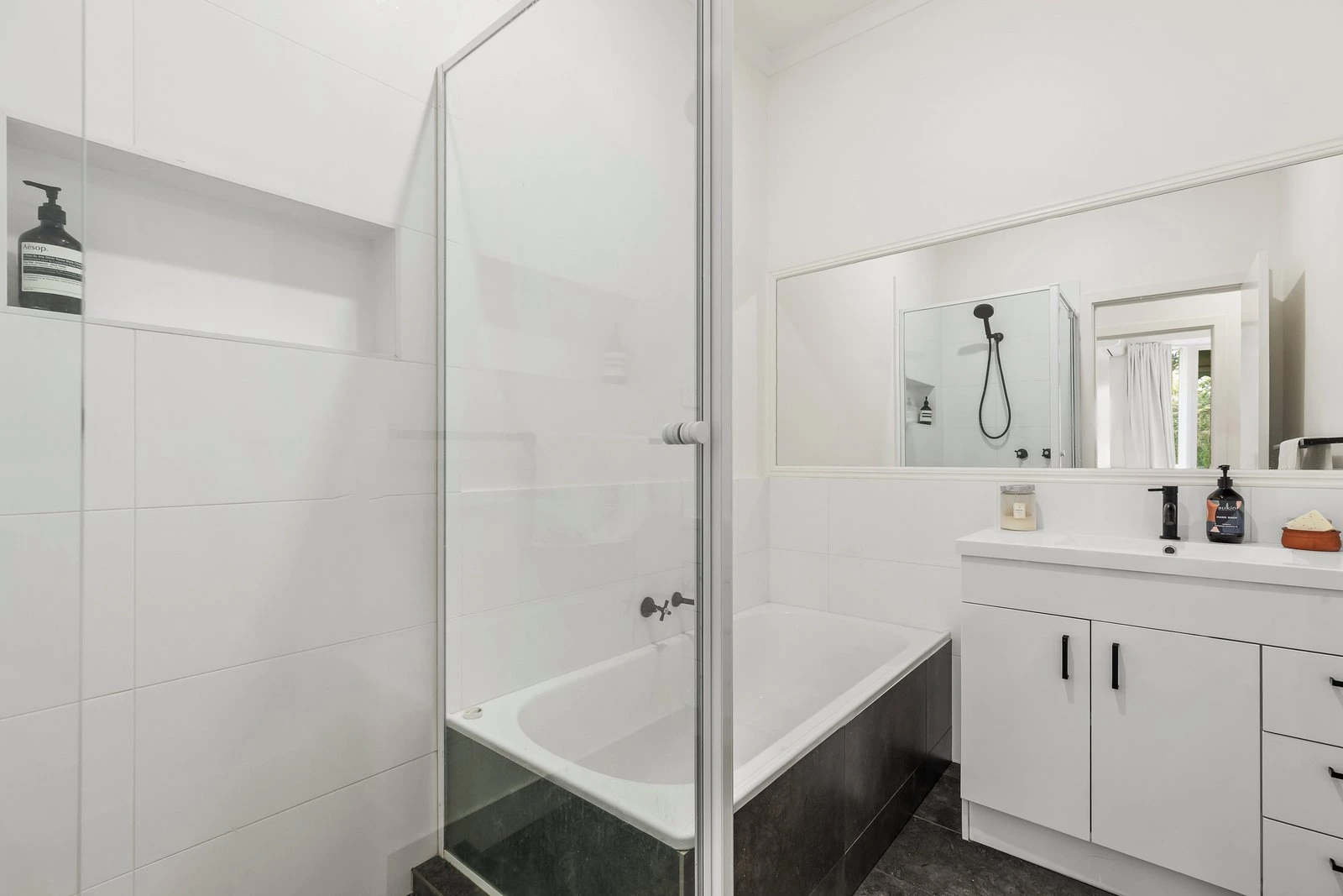 2/1 Birtles Street, Balwyn, 3103