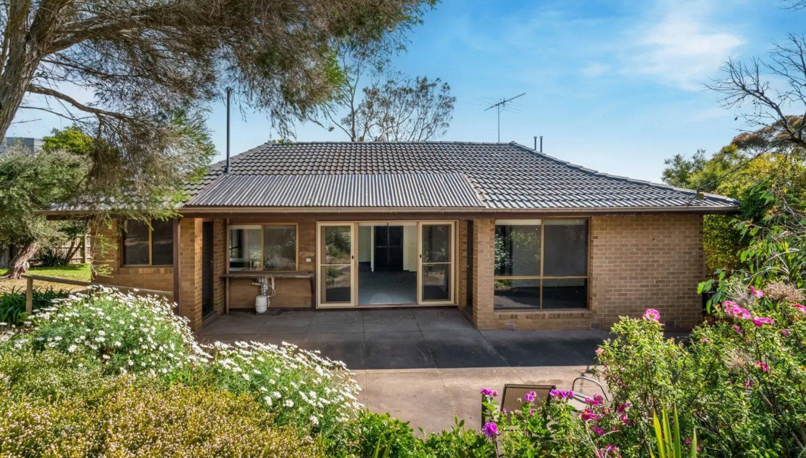 21 Herbert Street, Mornington, 3931