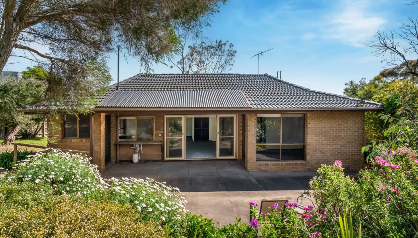21 Herbert Street, Mornington, 3931