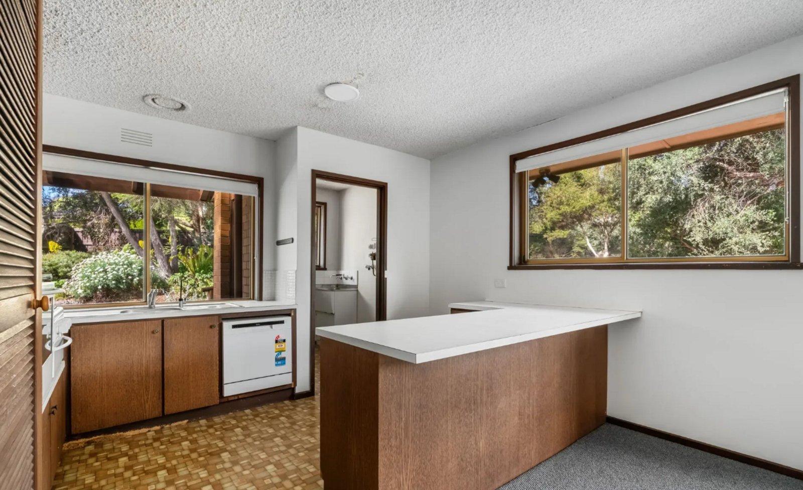 21 Herbert Street, Mornington, 3931