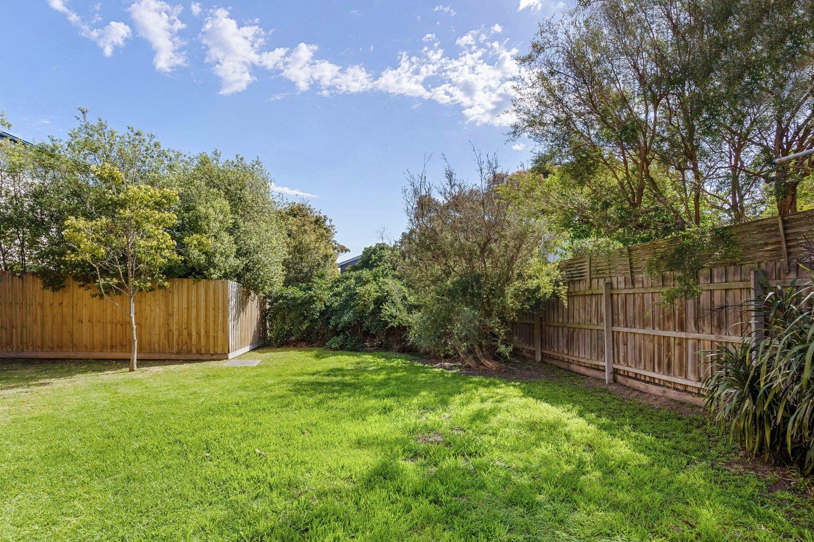 21 Herbert Street, Mornington, 3931