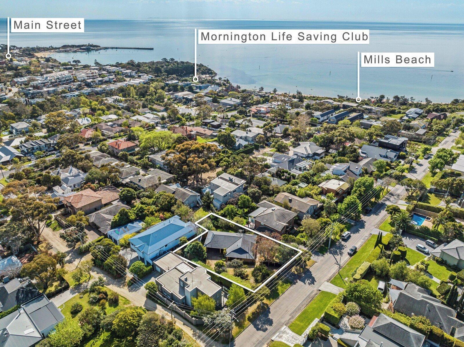 21 Herbert Street, Mornington, 3931
