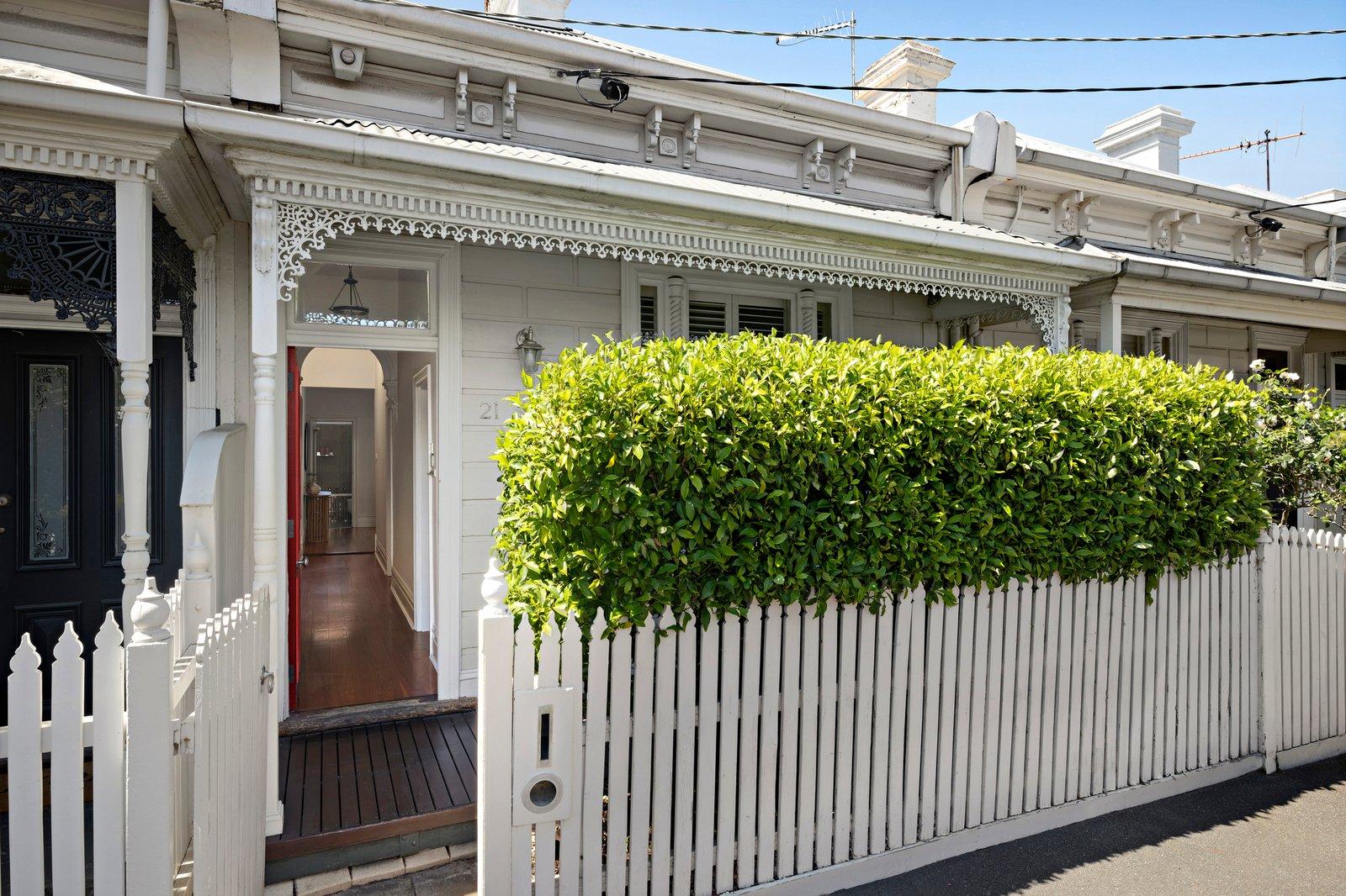 21 Young Street, Albert Park, 3206
