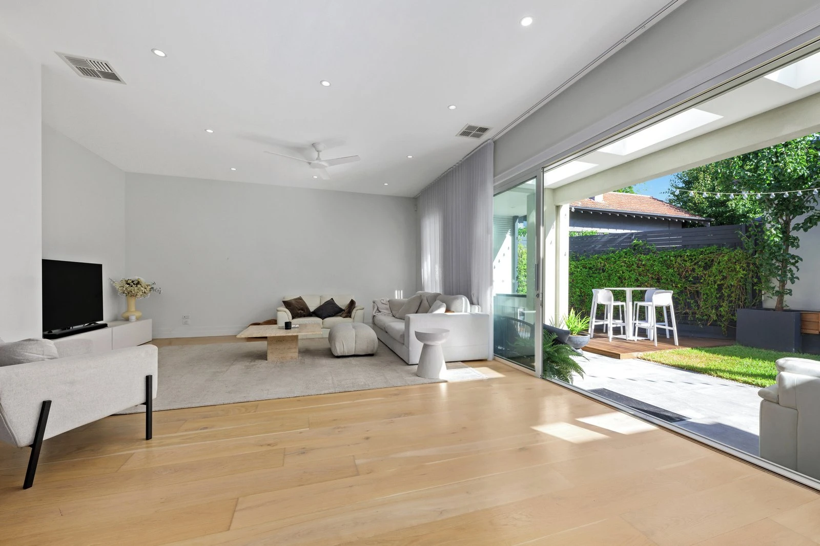 210 Barkers Road, Hawthorn, 3122