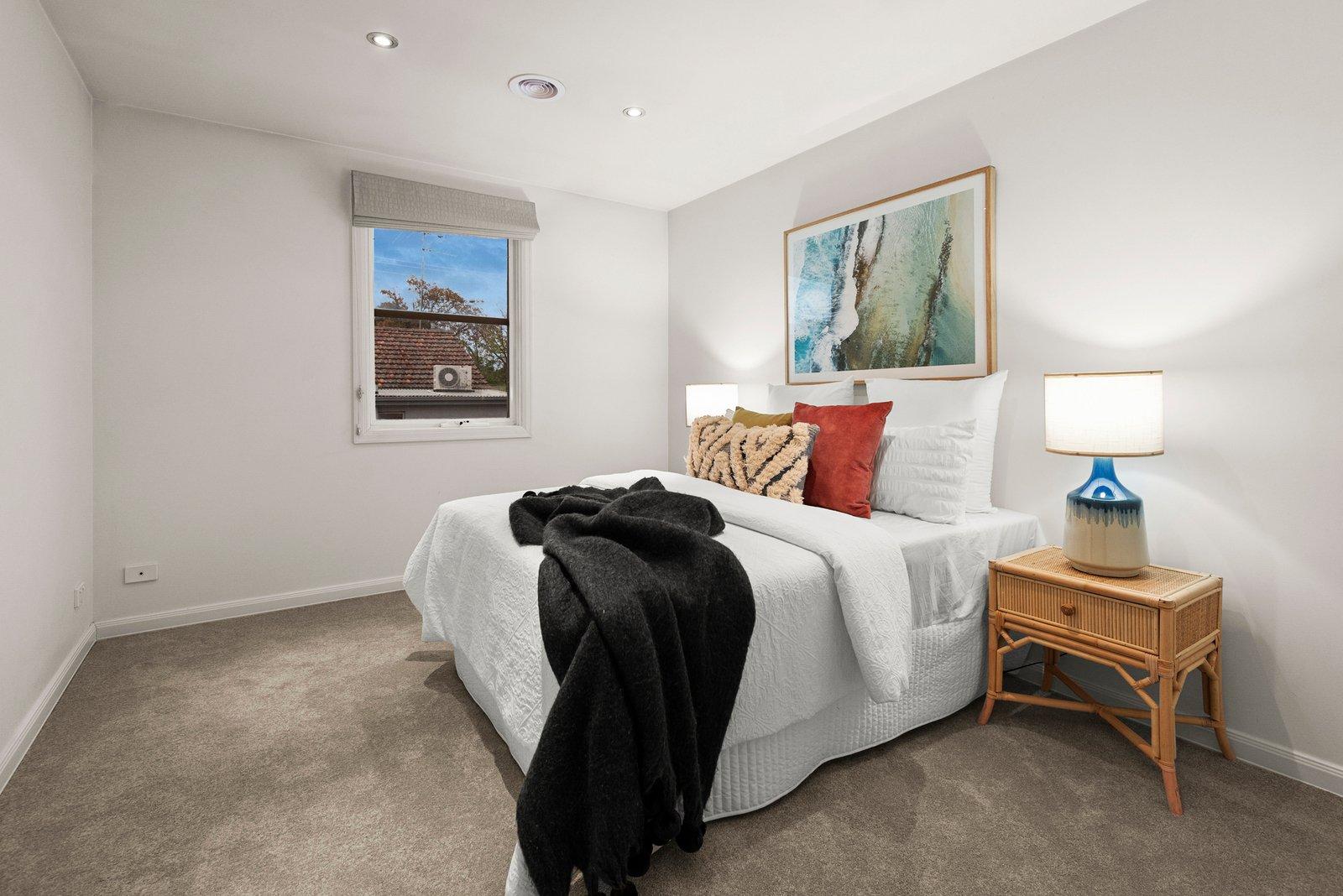 2/110 Belmore Road, Balwyn, 3103