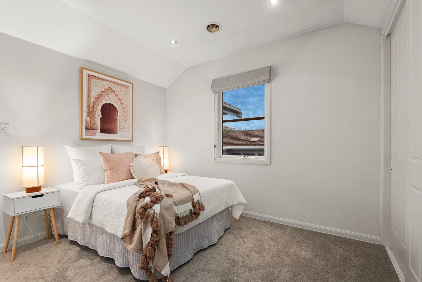 2/110 Belmore Road, Balwyn, 3103