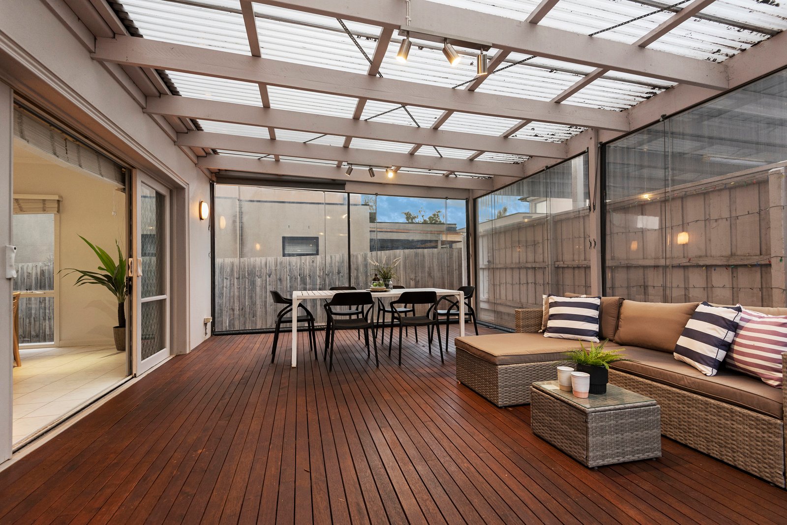 2/110 Belmore Road, Balwyn, 3103