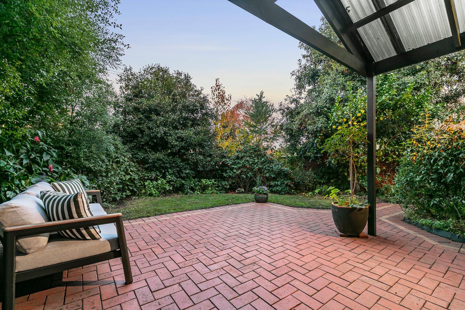 2/1203 Burke Road, Kew, 3101