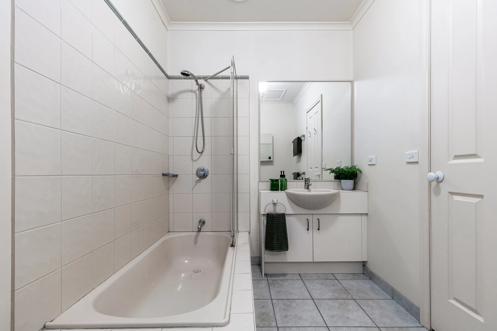 2/1203 Burke Road, Kew, 3101