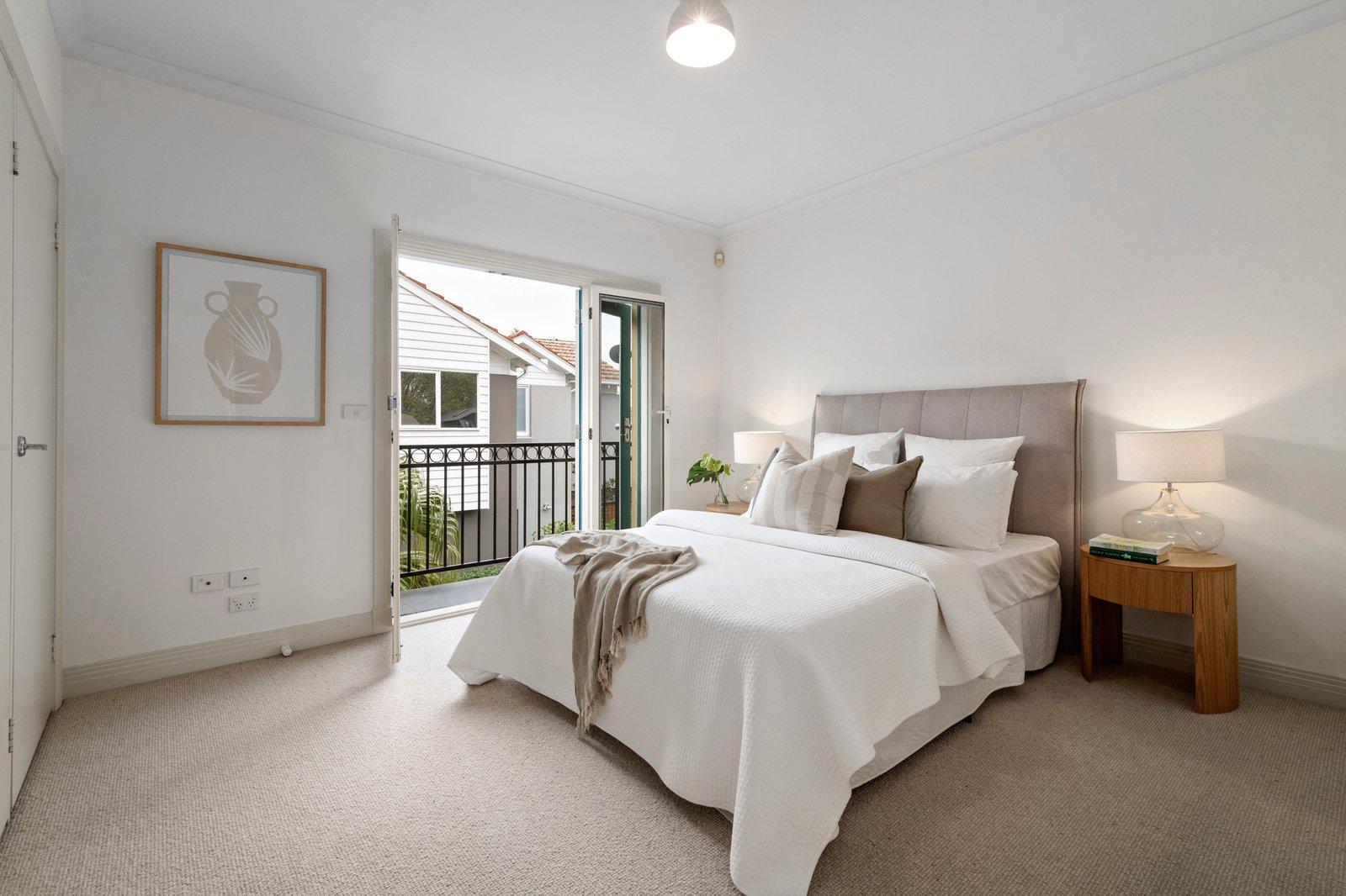 2/122 Mitford Street, Elwood, 3184