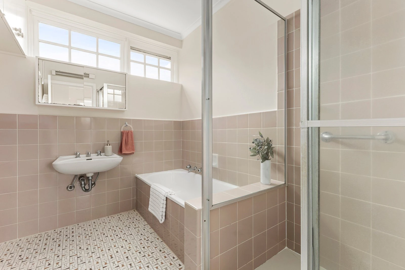 2/1231 Malvern Road, Malvern, 3144