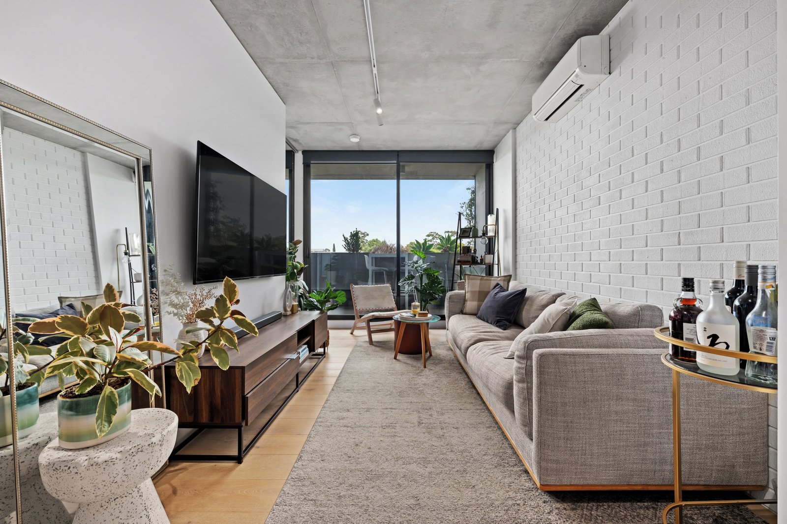212/8 Luton Lane, Hawthorn, 3122