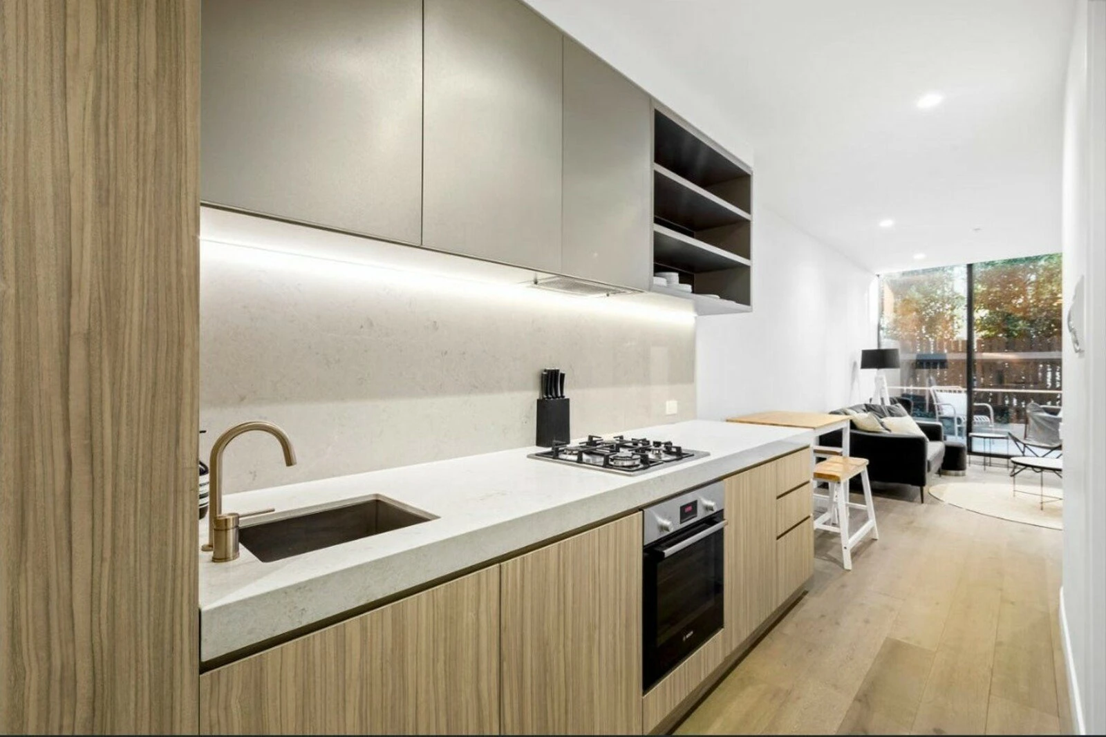 213/320 Plummer Street, Port Melbourne, 3207