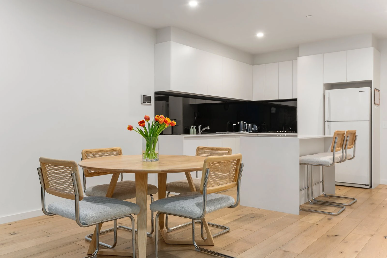 2/14 Elliott Avenue, Carnegie, 3163