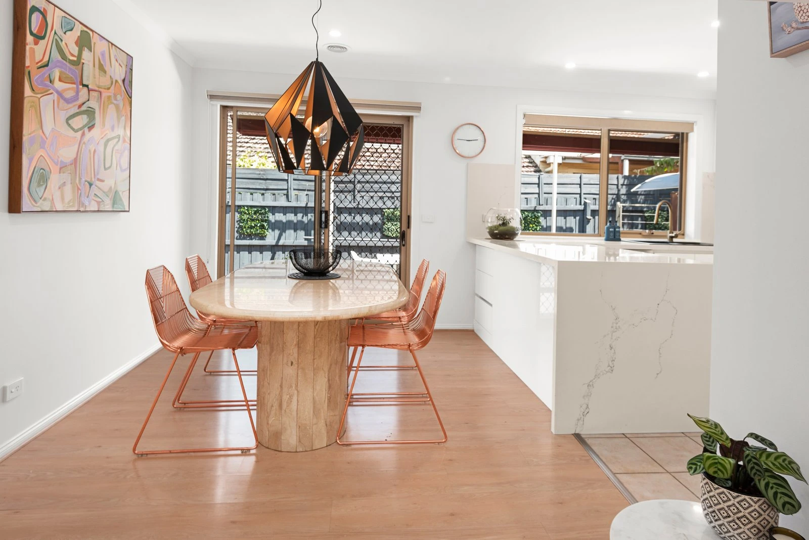 2/14 Highbury Road, Burwood, 3125